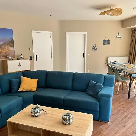 Center Yellow * Ostende