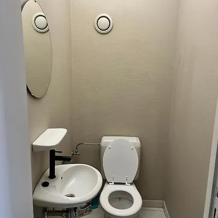 Center Yellow * Ostende